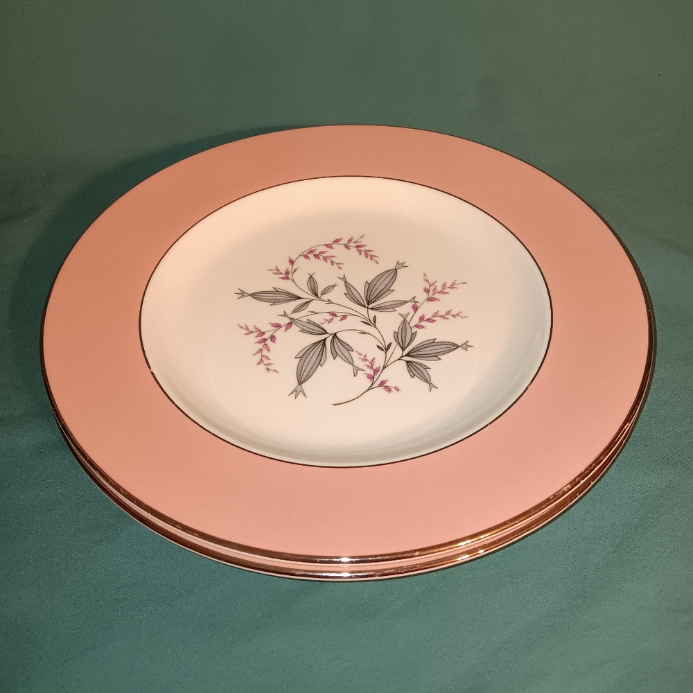Vintage 1950s Homer Laughlin Cavalier Eggshell Barclay Dinner Plates (Se…